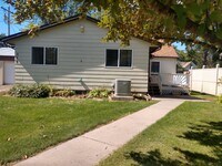 Building Photo - Three Bedroom Single Family Home