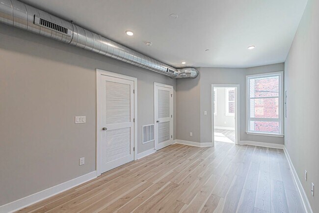 Building Photo - 1448 S 52nd St