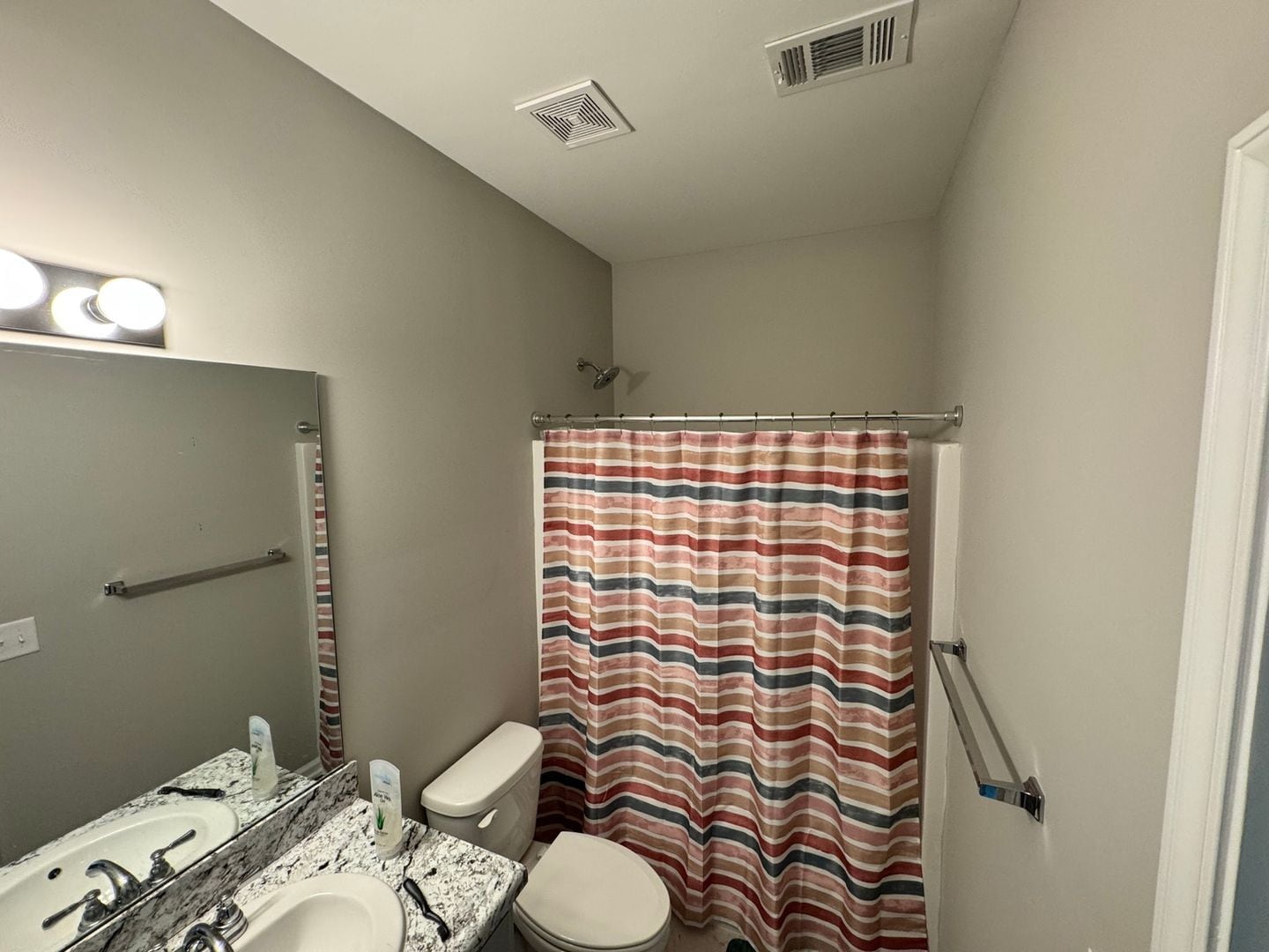 Building Photo - 1290 Providence Ln