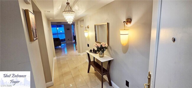 Building Photo - 2747 Paradise Rd