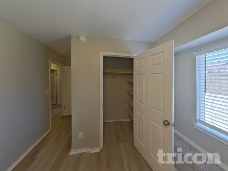 Building Photo - 1875 Swearinger Dr