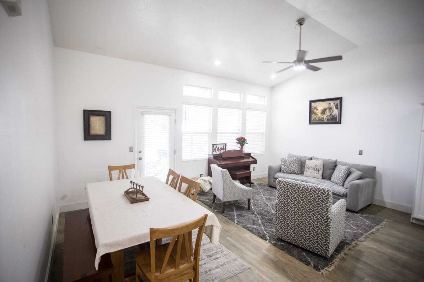 Building Photo - 1599 S Main St