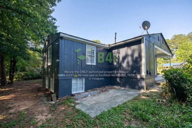 Building Photo - 451 Fairlock Ln NW