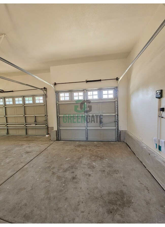Building Photo - Lovely 1 Story Home in Riverpointe Communi...