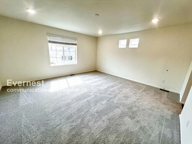Building Photo - 3858 Riviera Ct