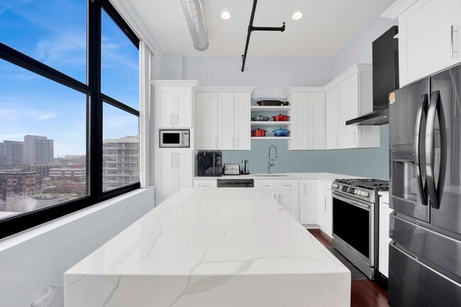 Building Photo - 1516 S Wabash Ave