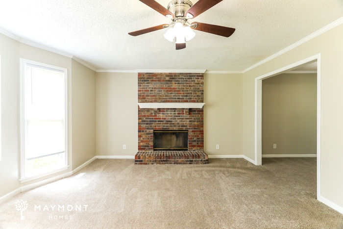 Building Photo - 1208 Americana Dr