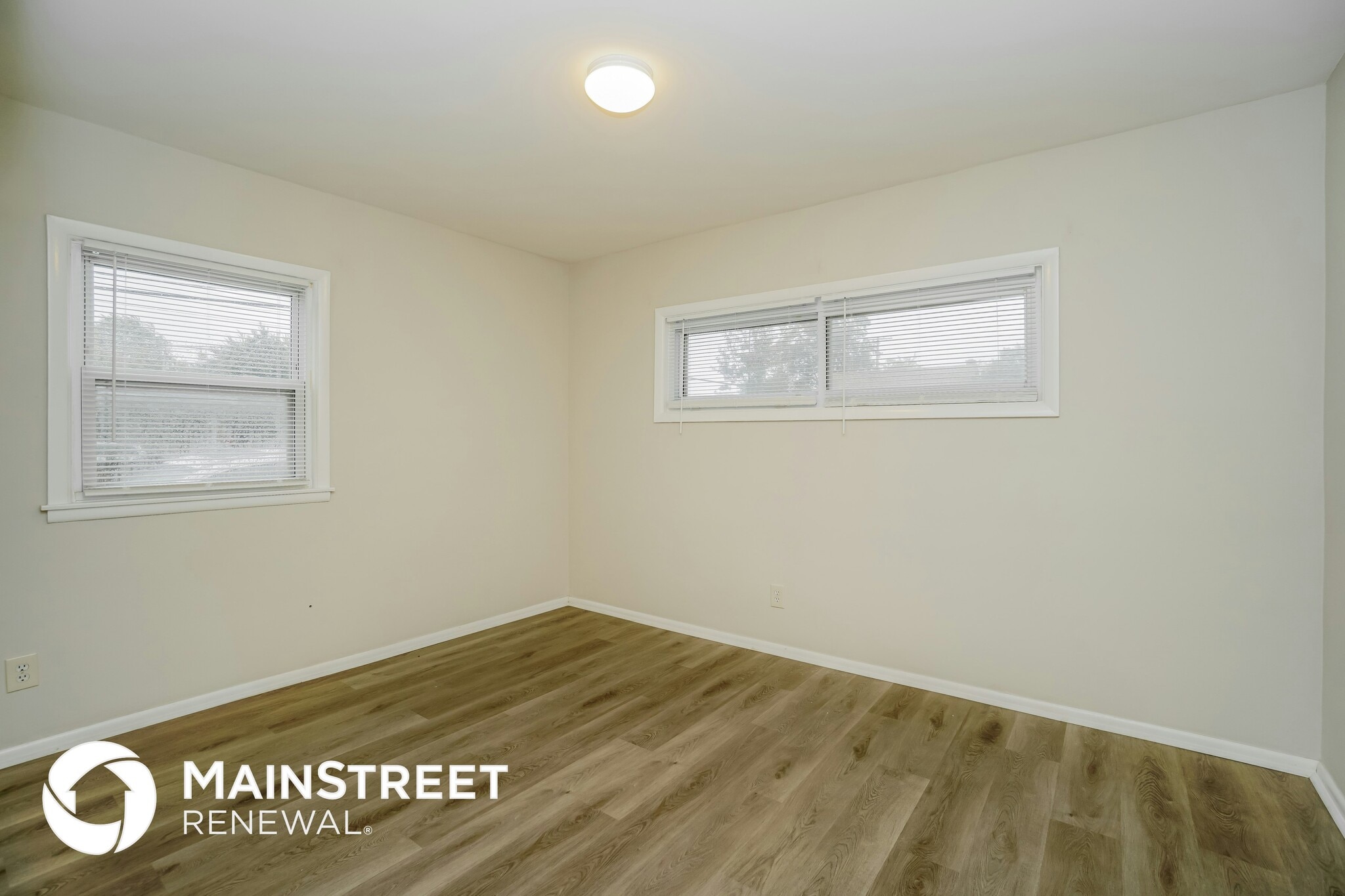 Building Photo - 3980 Halsey Pl