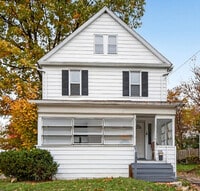 Building Photo - 2128 6th St SW