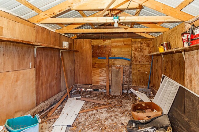 Building Photo - RENOVATED FARMHOUSE in Mt. Olive!