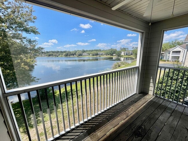 Building Photo - 828 Amelia Lakes