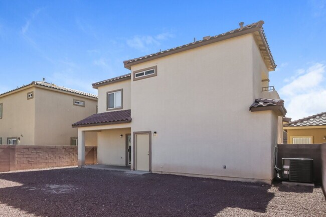 Building Photo - 3532 Terraza Mar Ave