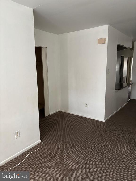Building Photo - 2419 Tremont St