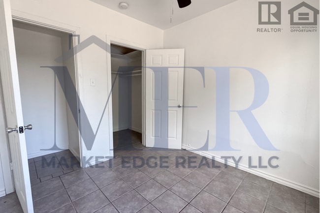 Building Photo - 2Bed/1Bath Home on McDowell/32nd St! $199 MOVE-IN SPECIAL! Ready for Immediate Move-In!