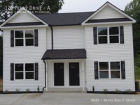 Building Photo - 120 Perry Dr