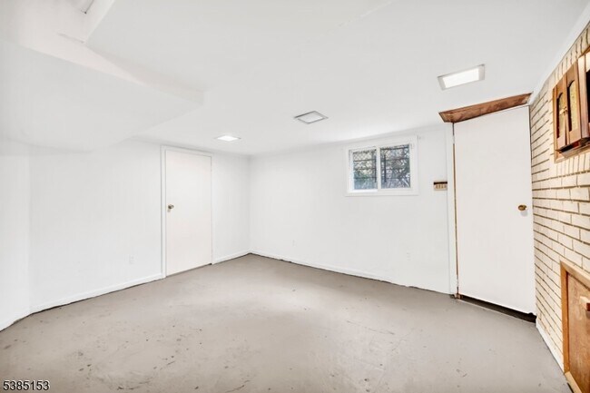 Building Photo - 1451 Franklin St