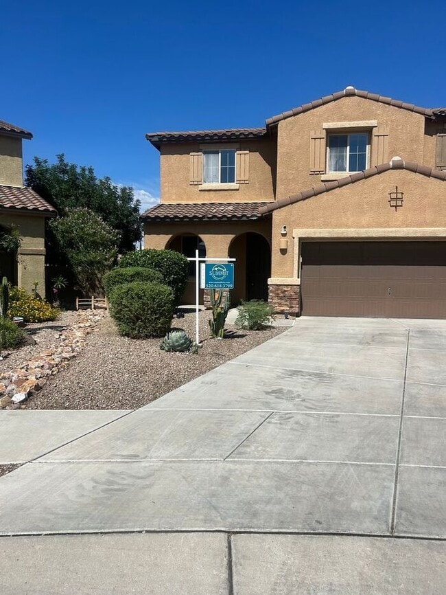 Building Photo - 1/2 MONTH FREE ON A 12 MONTH LEASE ! MOVE ...
