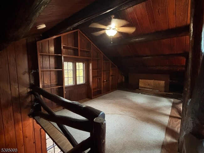 Building Photo - 251 Cupsaw Dr