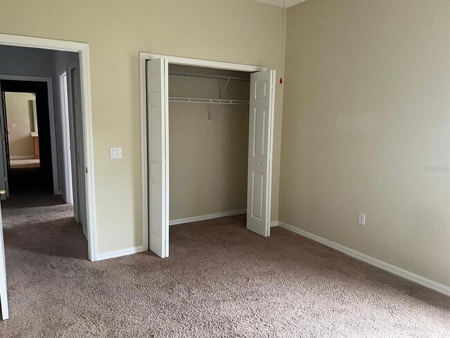 Building Photo - 3535 Somerset Cir
