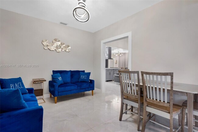 Building Photo - 1050 Harrison St