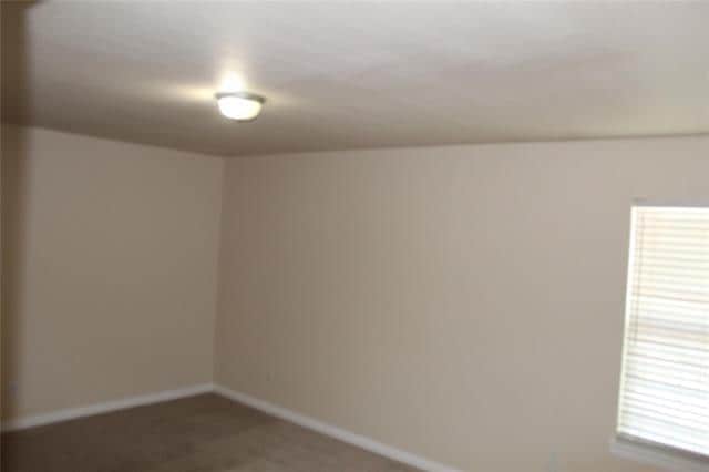 Building Photo - 502 Bellevue Ln