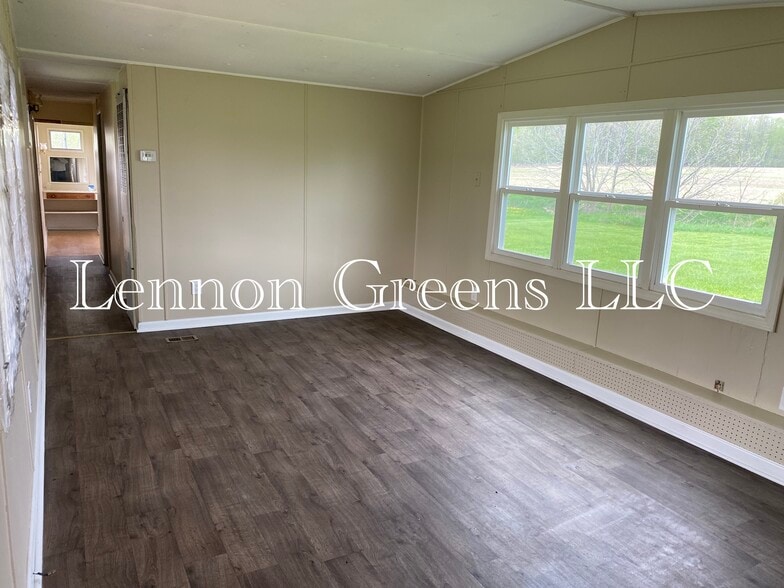 Building Photo - 1164 S Overland Dr