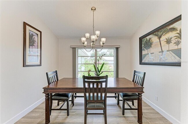 Building Photo - 405 Bayside Ln