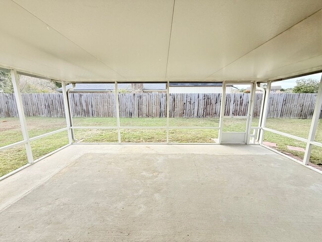 Building Photo - Charming 3-Bedroom Home + Flex Space