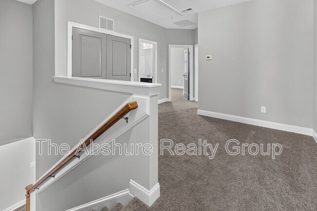 Building Photo - 8913 Kennebec Xing Dr
