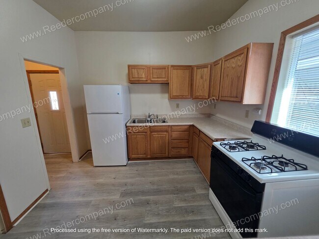 Building Photo - 415 Gostlin St