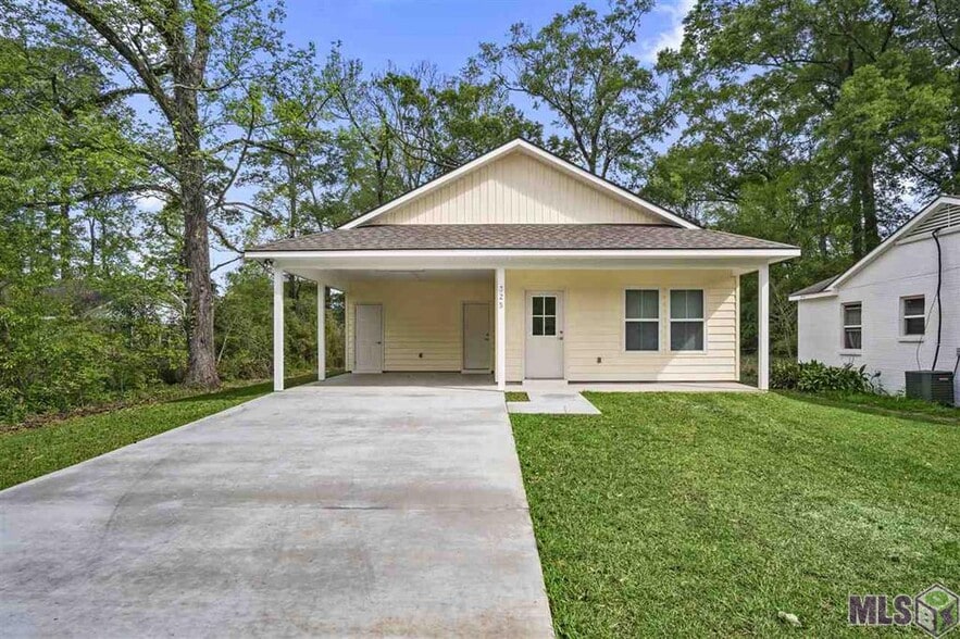 Primary Photo - 12099 Pendarvis Ln