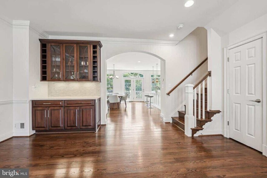 Building Photo - 10669 Yorktown Ct