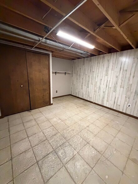 Building Photo - 4544 Hillview Shr