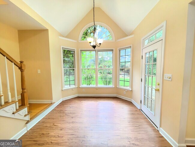 Building Photo - 4009 Treemont Ln