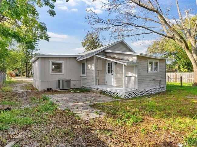 Building Photo - 4251 Tangerine Ave