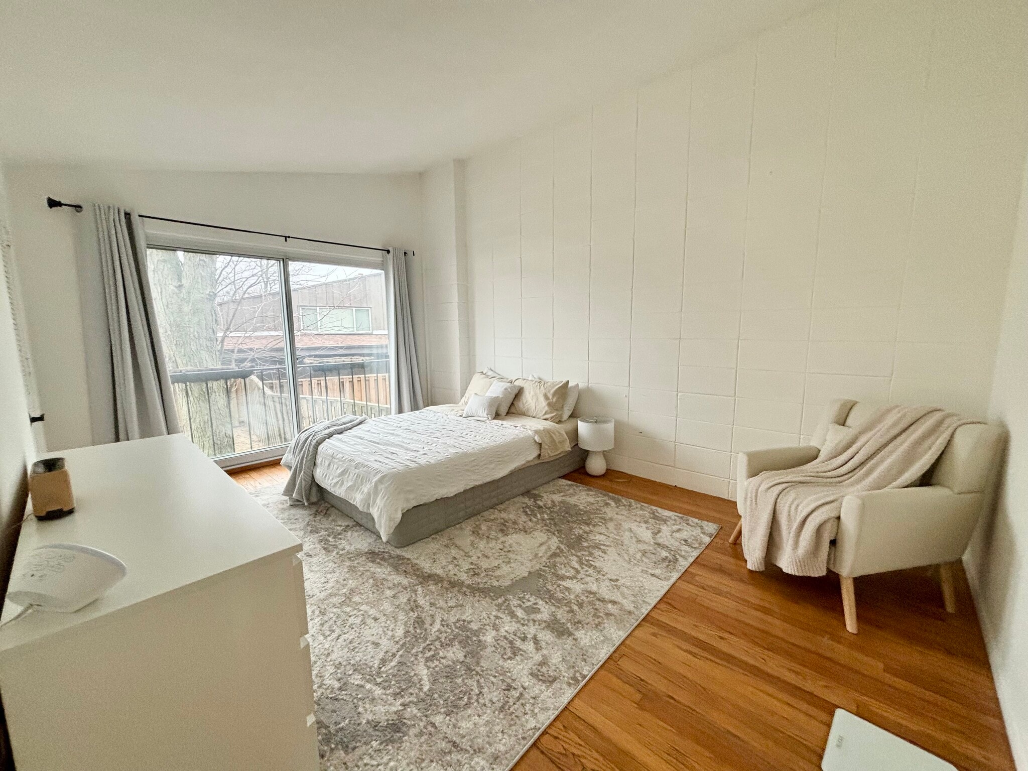 Building Photo - 434 Park Ln