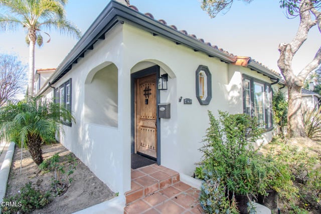 Building Photo - 4635 Cartwright Ave