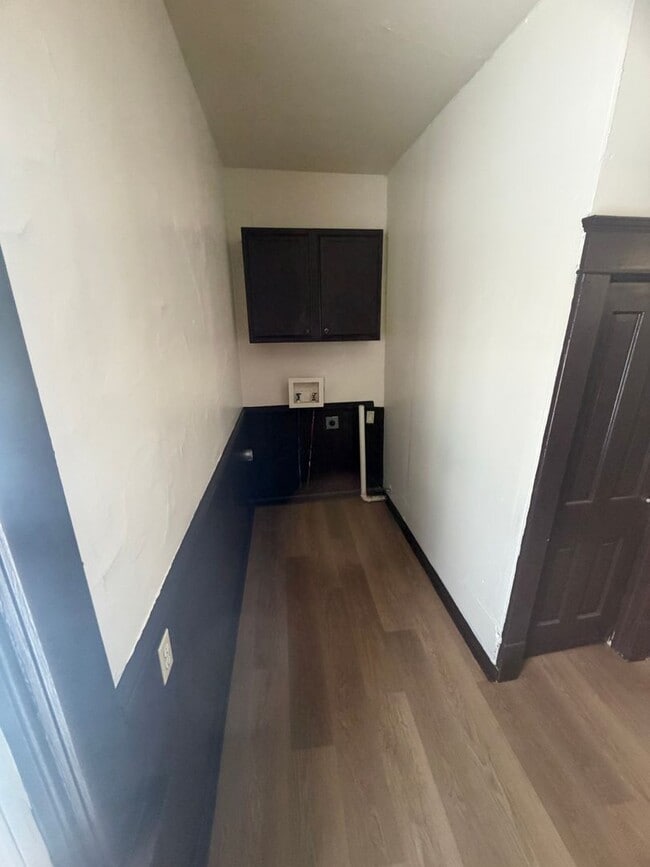 Building Photo - Ranch 3 Bedroom House