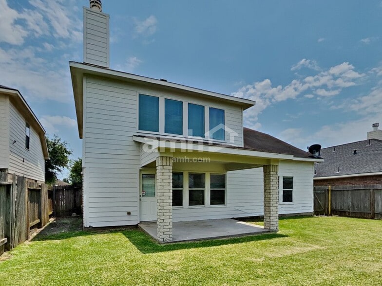 Building Photo - 18250 Eton Ridge Ct