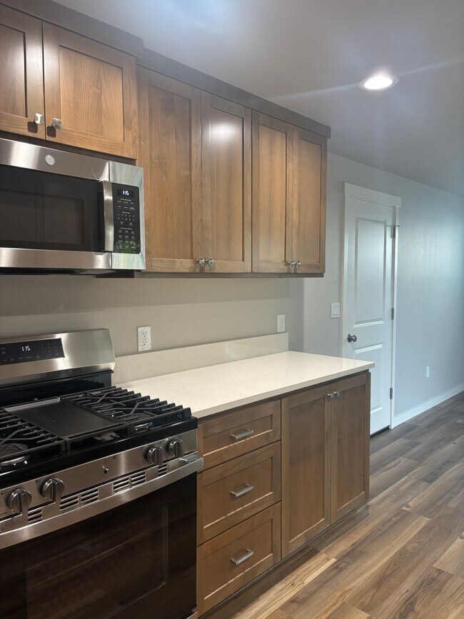 Building Photo - Beautifully Remodeled Single-Level House in North Newberg