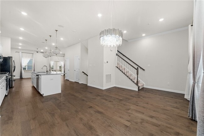 Building Photo - 2008 Hemlock Ln