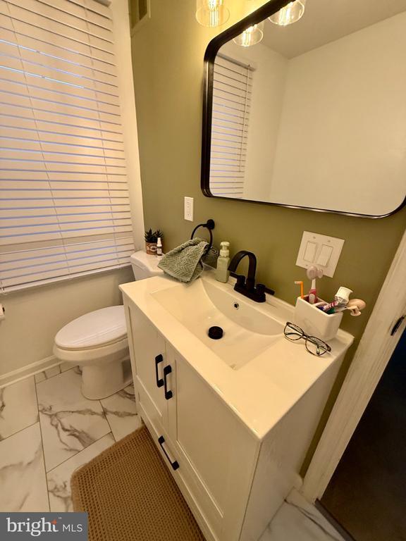 Building Photo - 8208 Red Wing Ct