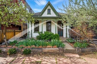 Building Photo - 3415 Arapahoe St