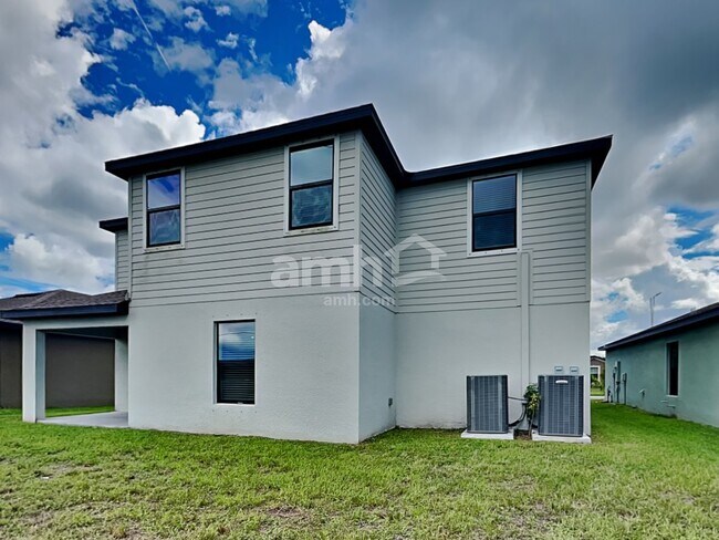 Building Photo - 812 Chatham Walk Dr