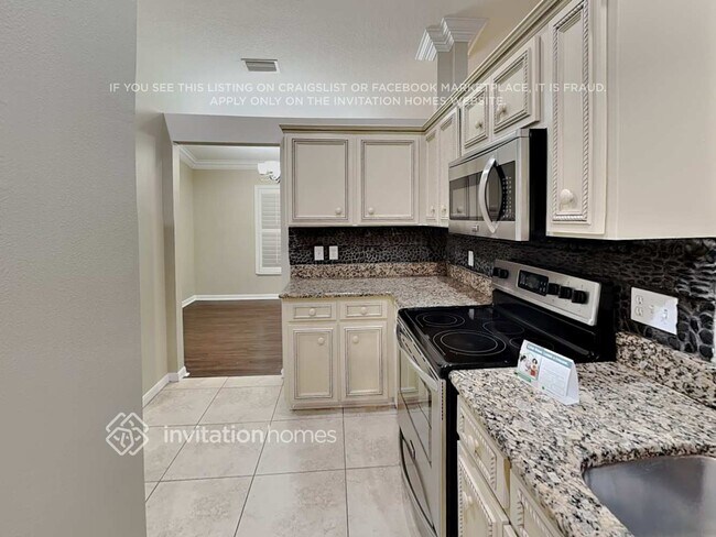 Building Photo - 6647 Clair Shore Dr