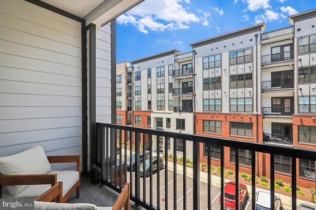 Building Photo - 104 St Ives Pl