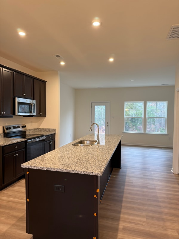 Building Photo - 235 Greenpark Rd