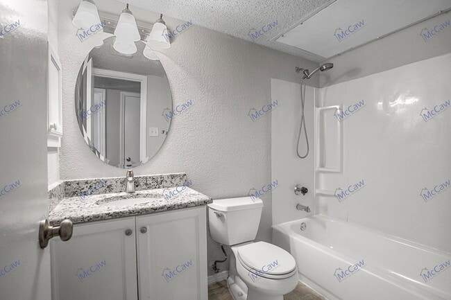 Building Photo - 2255 Nantucket Village Dr