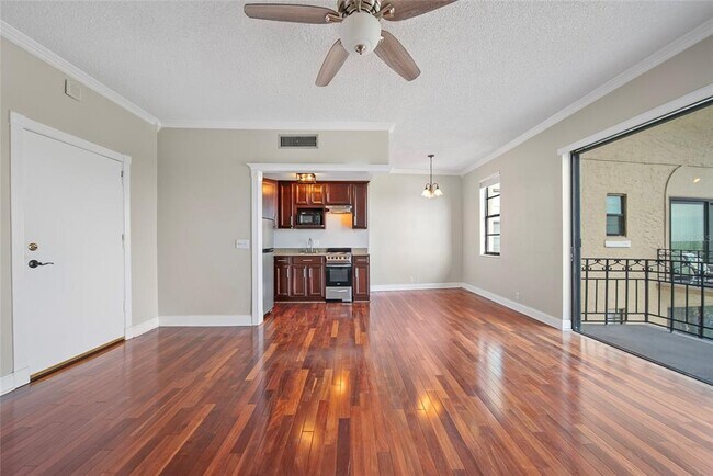 Building Photo - 2109 Bayshore Blvd