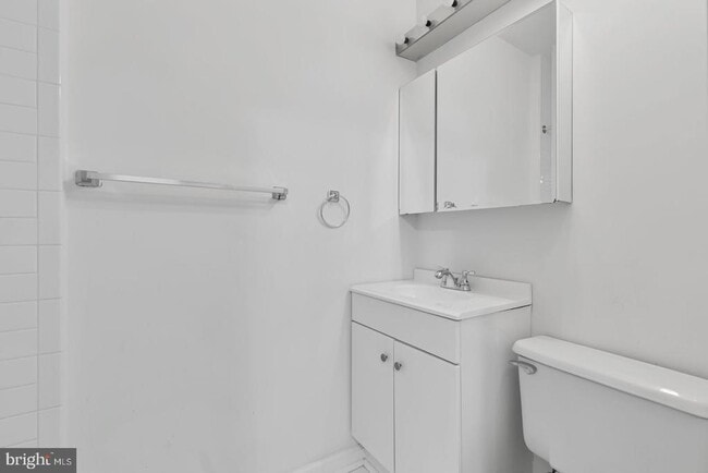 Building Photo - 1710 37th St NW